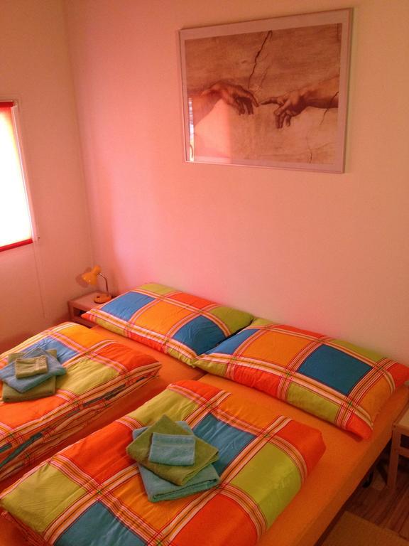 Casa Aurora Villa Tujetsch Ruang foto