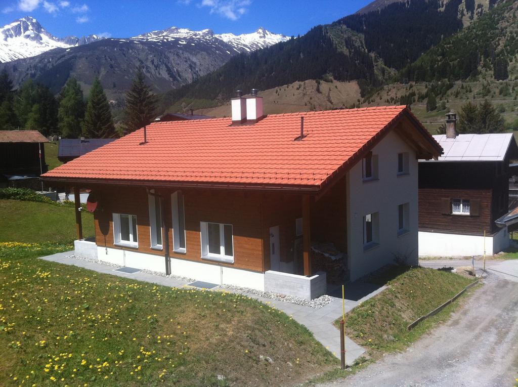 Casa Aurora Villa Tujetsch Ruang foto