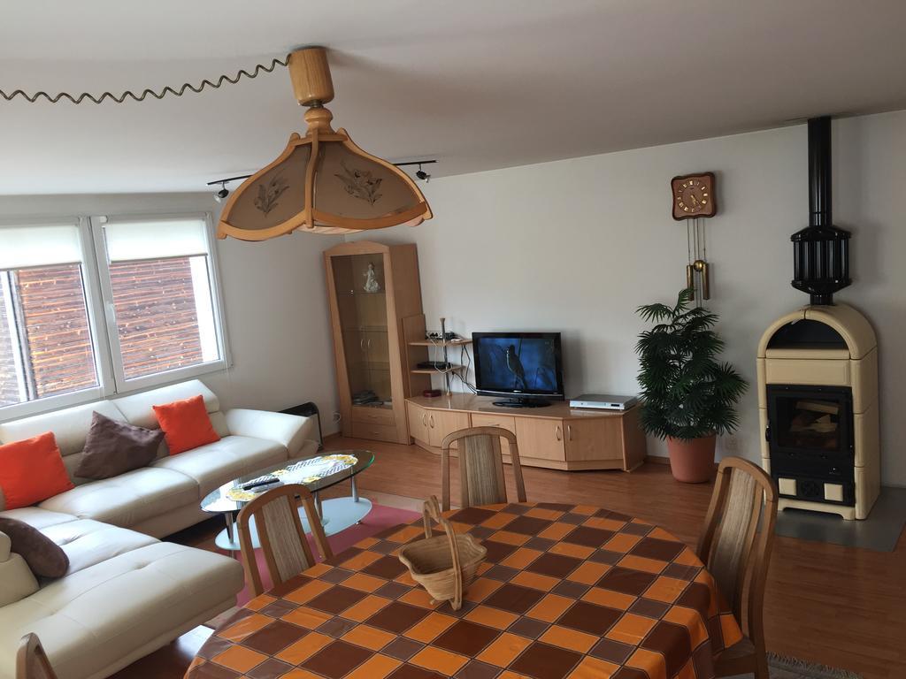 Casa Aurora Villa Tujetsch Bagian luar foto